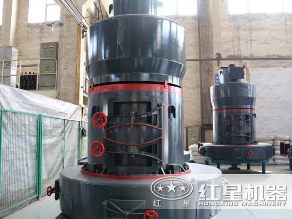 輝綠巖雷蒙磨粉機(jī)多少錢一臺(tái)？