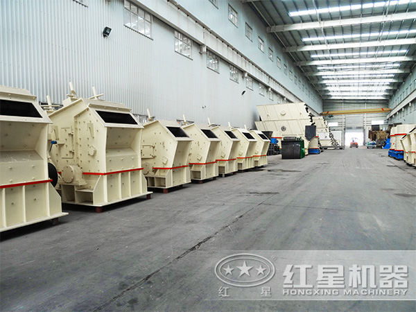 PF反擊式碎石機_嗑石機廠區(qū)圖